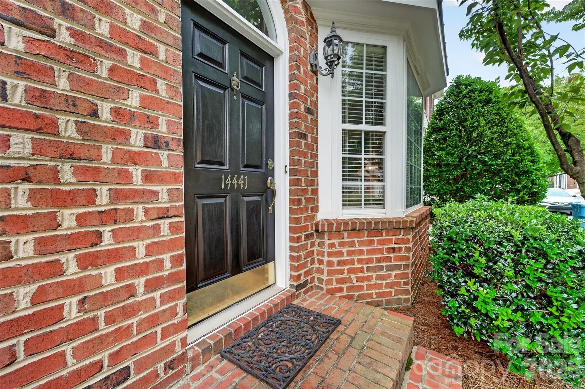 Townhouse at 14441 Adair Manor Court, Charlotte, photo 2 of 40