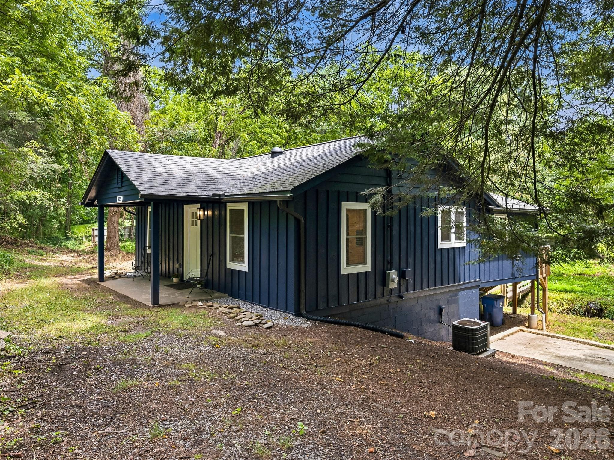 468 Governors View Road