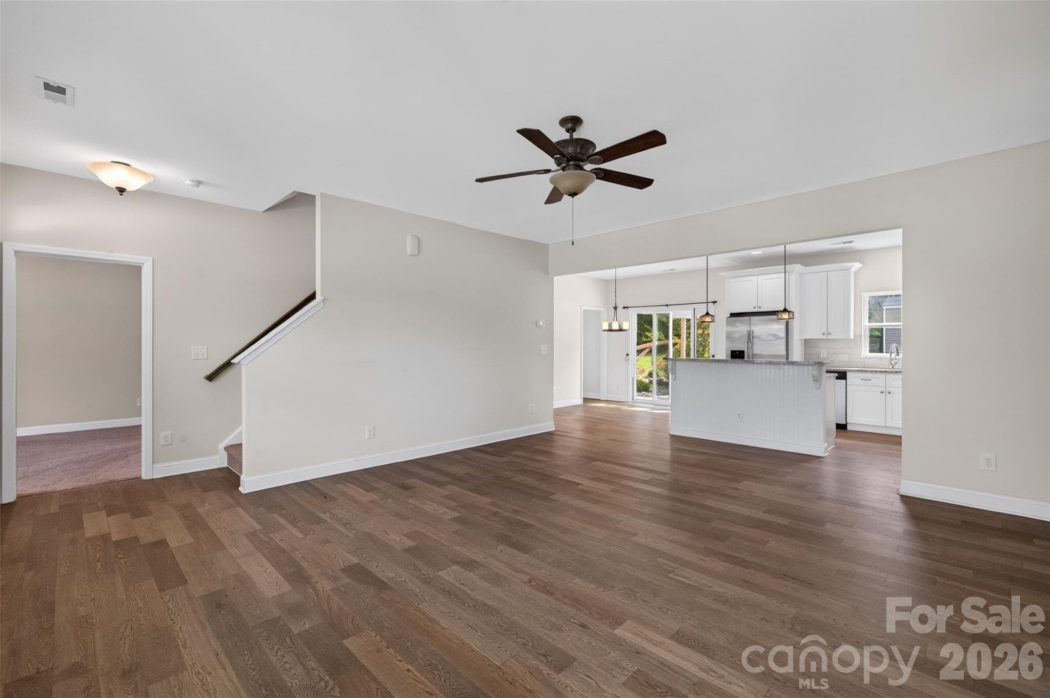 Single Family Residence at 990 Russell Ridge Drive, Catawba, photo 5 of 31