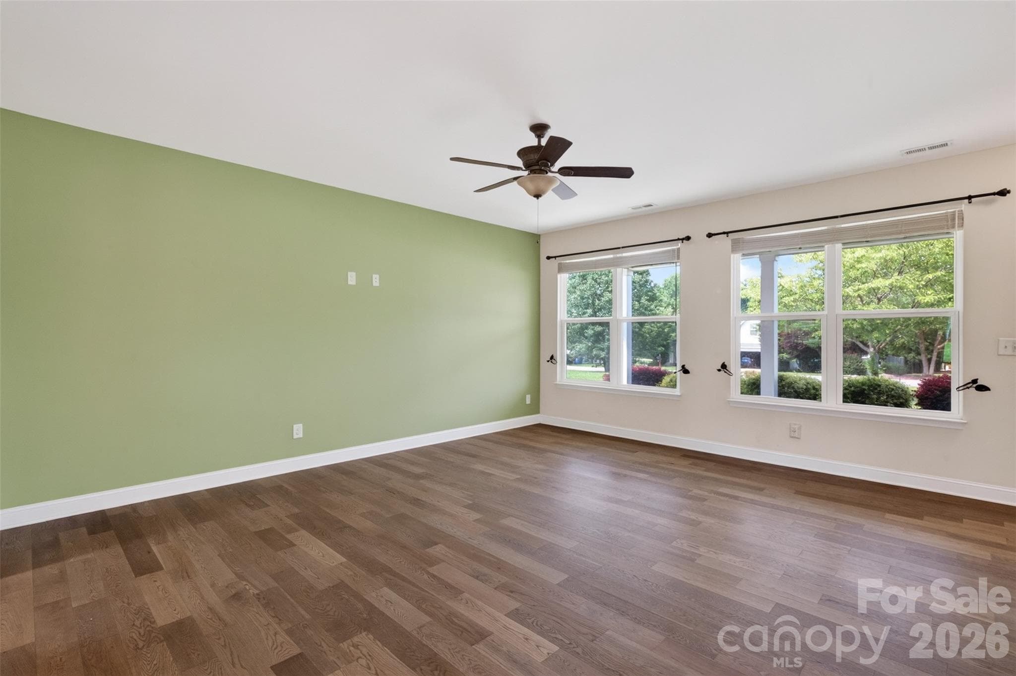 Single Family Residence at 990 Russell Ridge Drive, Catawba, photo 9 of 31