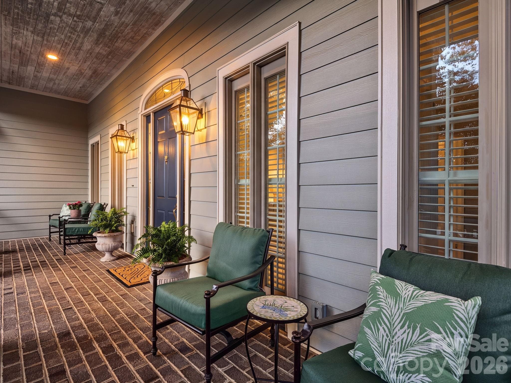 Single Family Residence at Hendersonville, photo 3 of 49