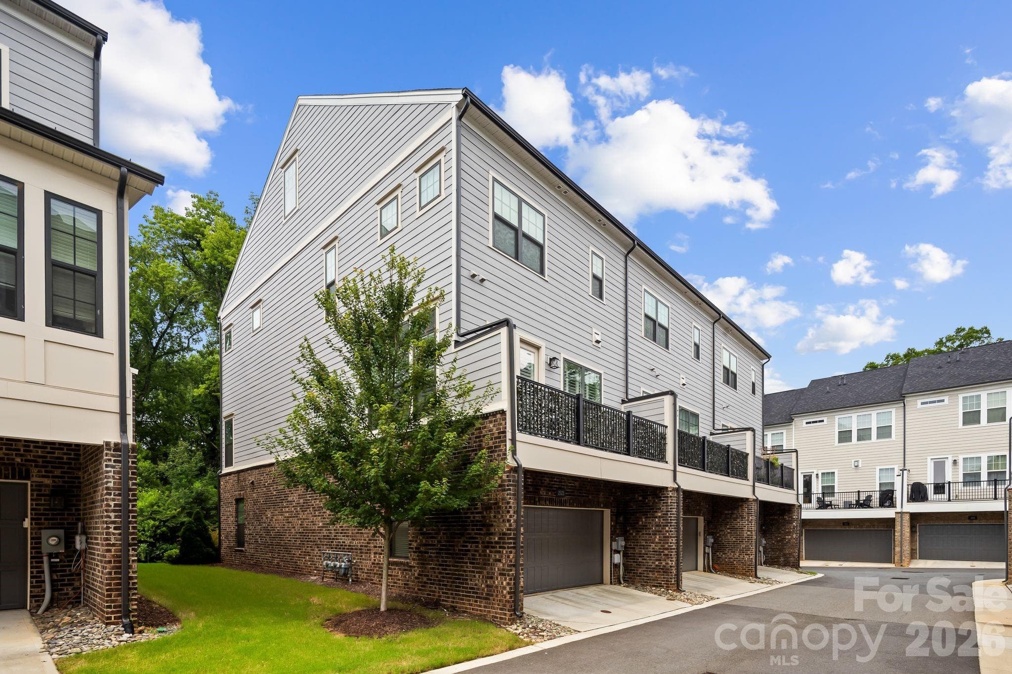 Townhouse at 2525 Deacon Avenue, Charlotte, photo 44 of 48