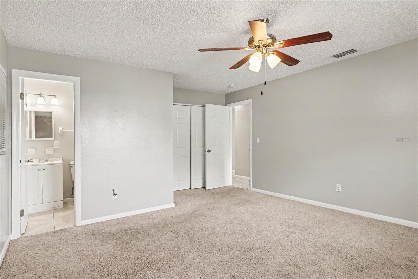 Single Family Residence at 483 WATER RUN, OCALA, photo 14 of 19