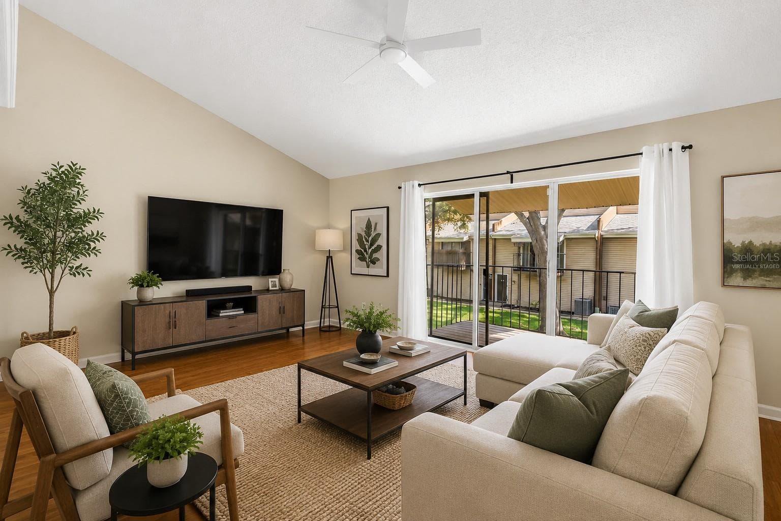 Virtually Staged - 5403 SWEETWATER TERRACE CIR #5403, TAMPA