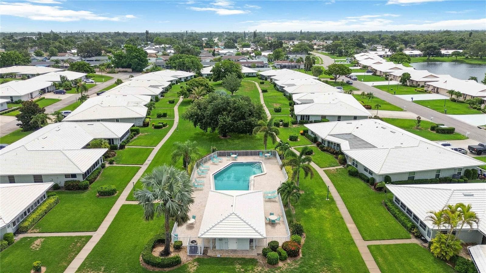 Amenities - 6510 11TH AVE W, BRADENTON