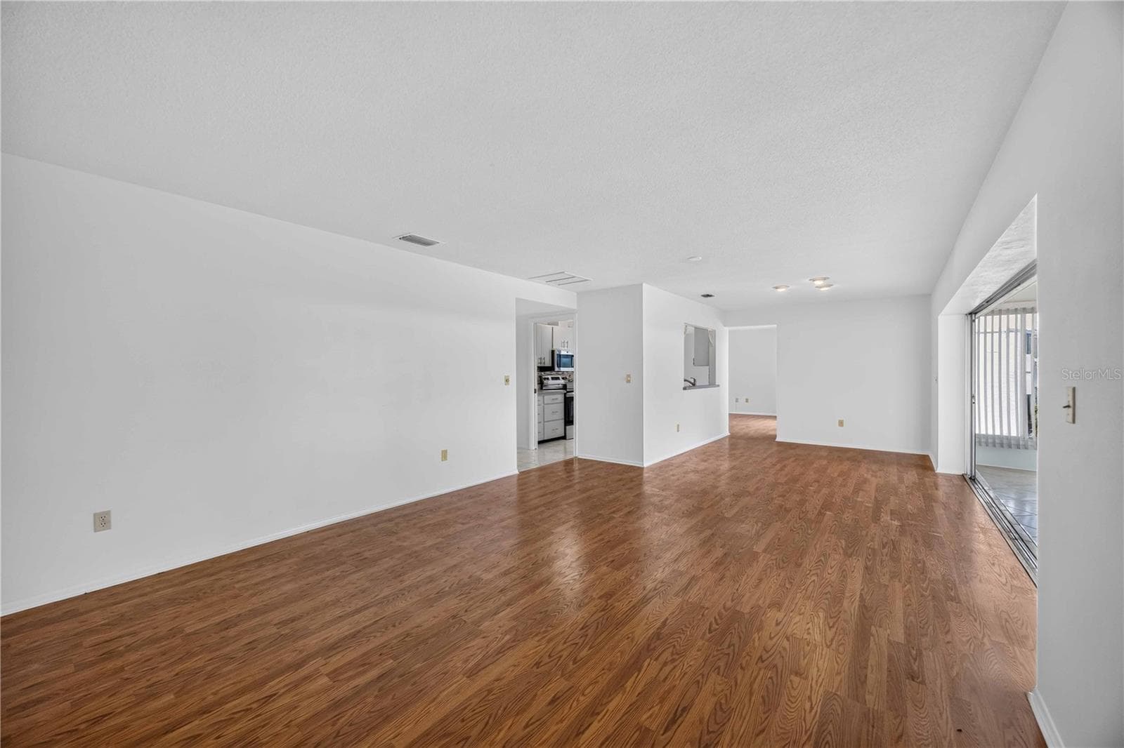 Living Room/Great Room - 6510 11TH AVE W, BRADENTON