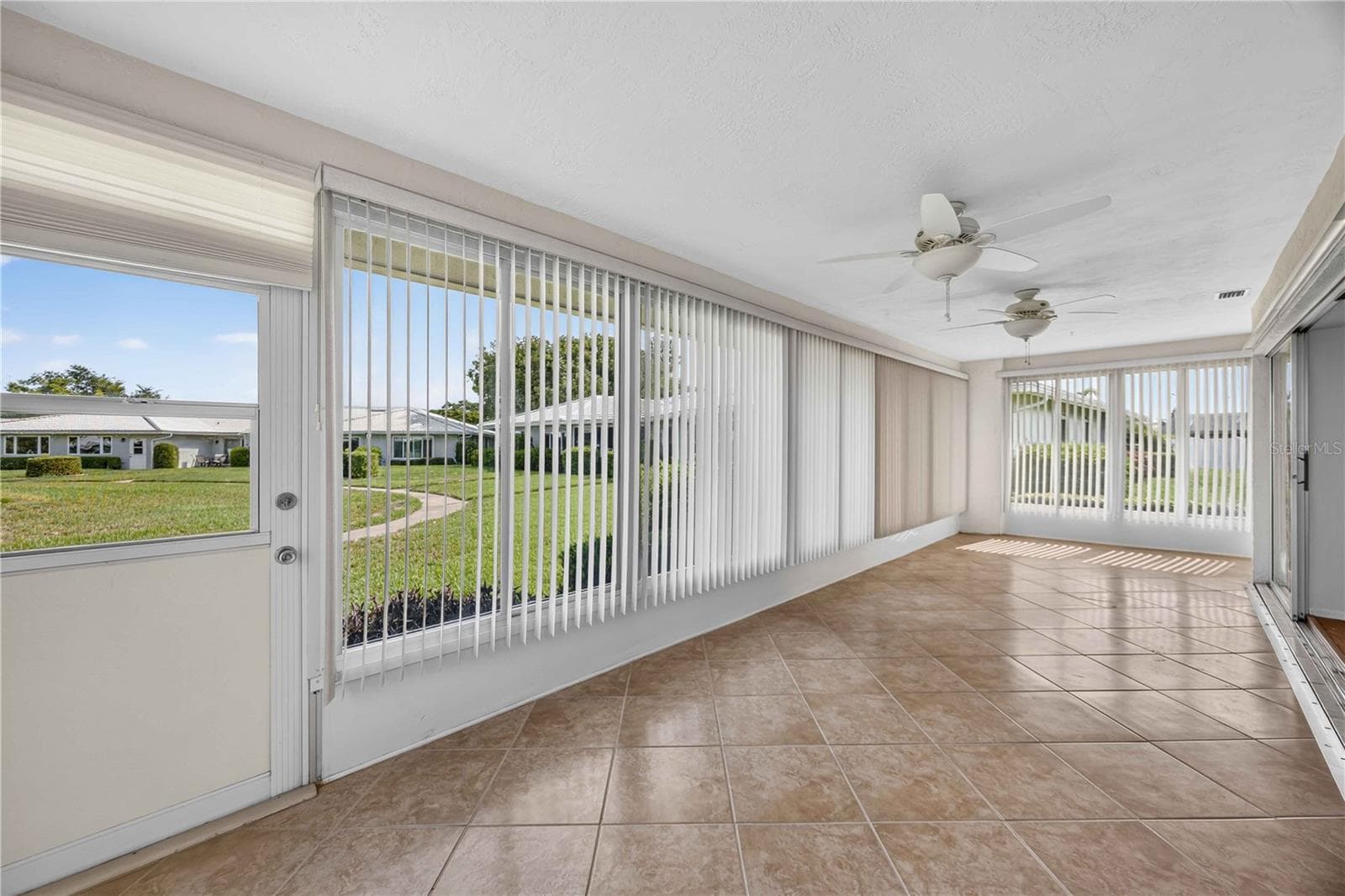 Florida Room - 6510 11TH AVE W, BRADENTON