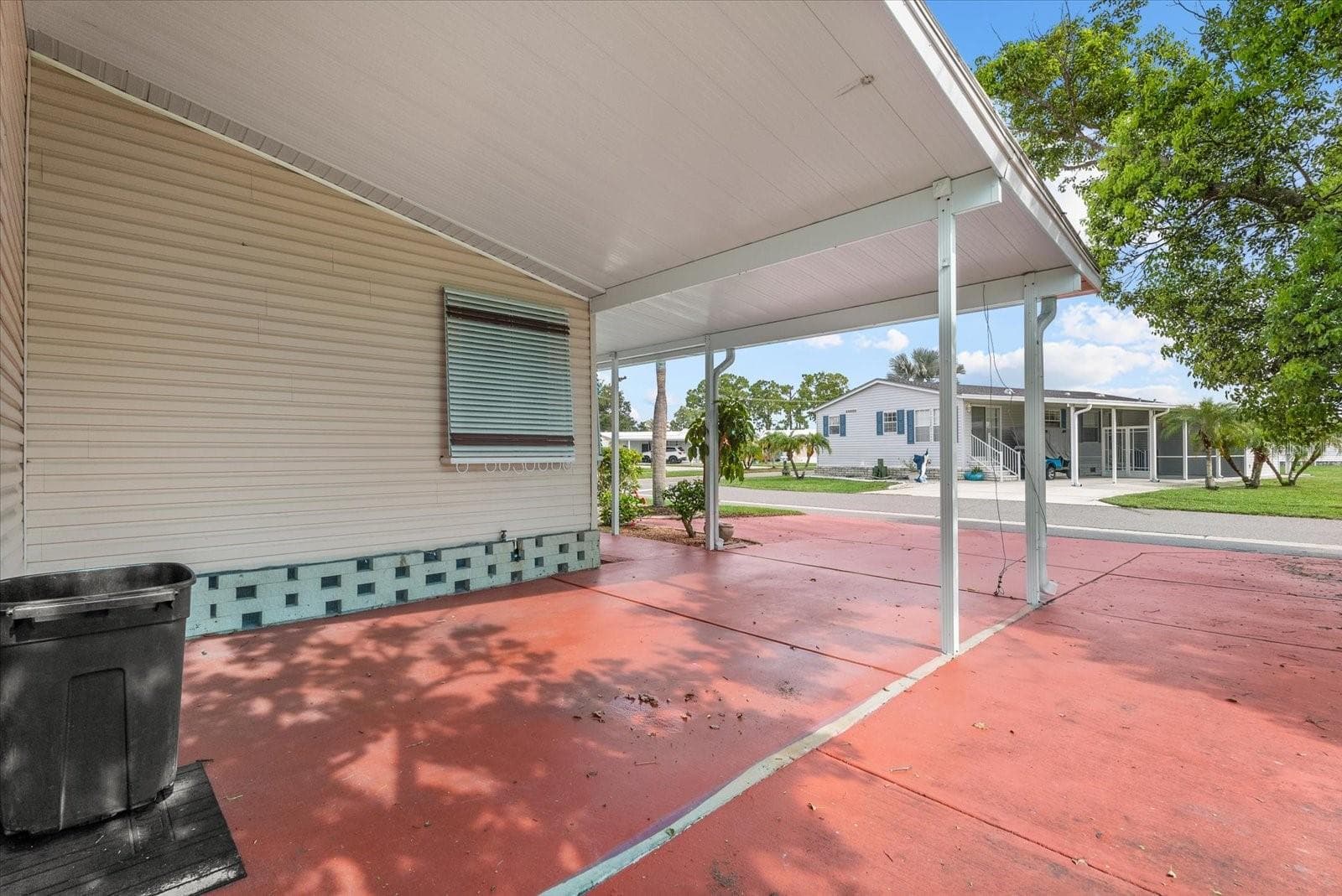 Manufactured Home at 321 BLACKBURN BLVD, NORTH PORT, photo 22 of 24