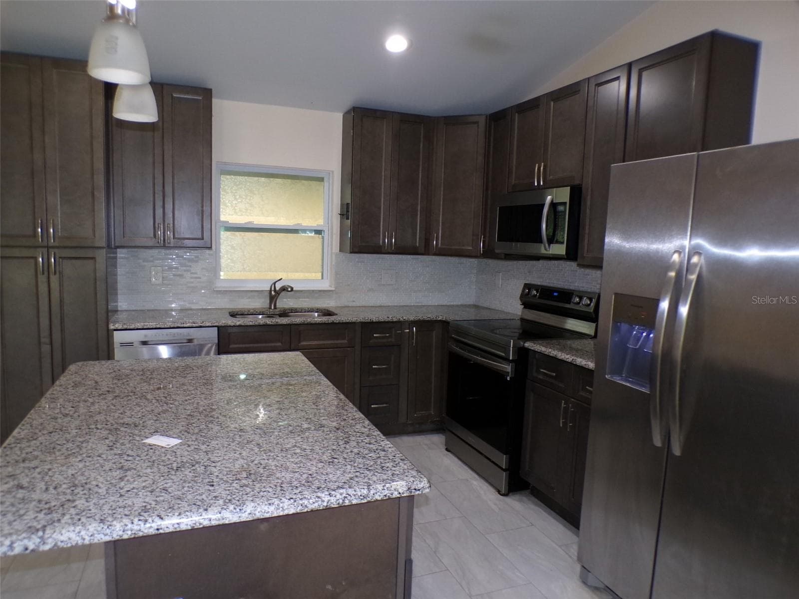 Single Family Residence at 3724 TRACY ST, FORT MYERS, photo 4 of 14