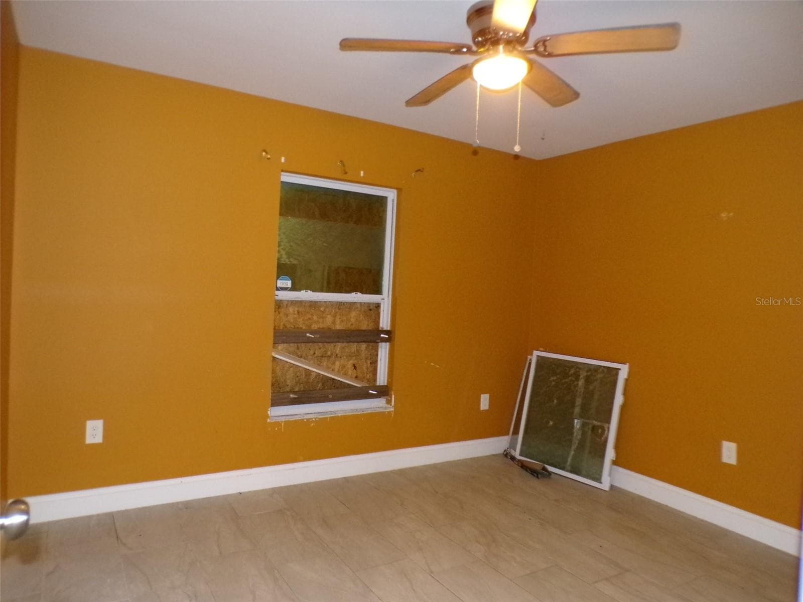 Single Family Residence at 3724 TRACY ST, FORT MYERS, photo 7 of 14