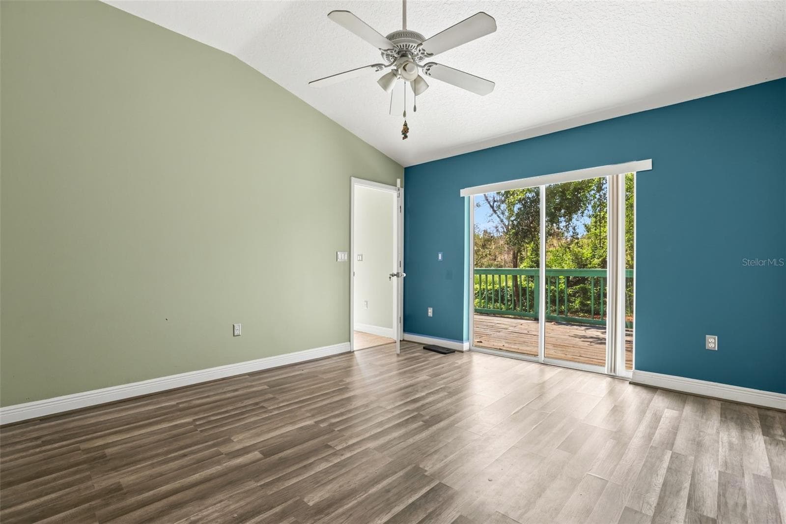 Single Family Residence at 2063 MONTEREY DR, DELTONA, photo 15 of 36