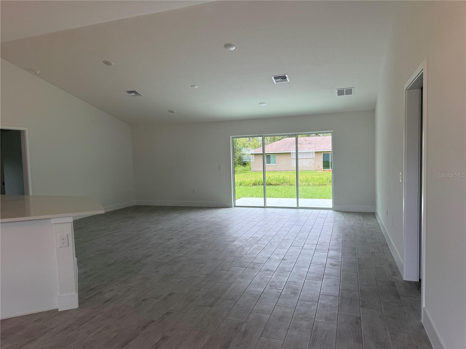 Single Family Residence at 5600 CASANOVA AVE, NORTH PORT, photo 2 of 7