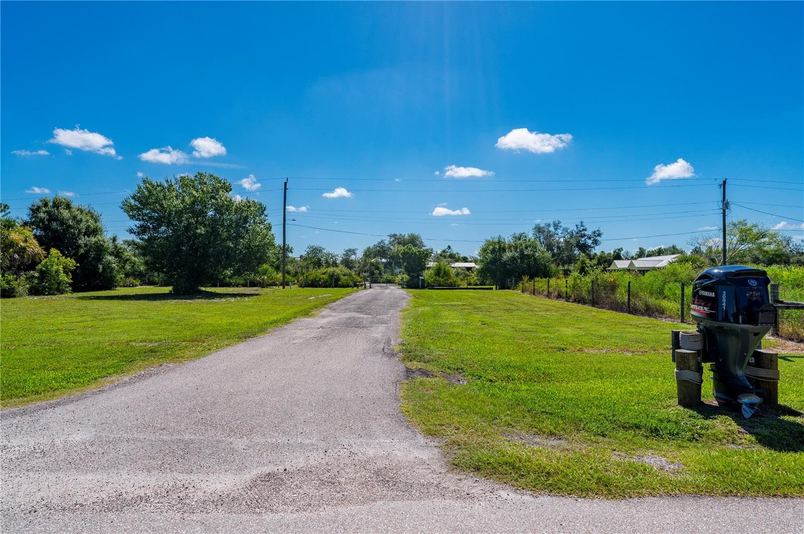 DRIVE ENTRANCE OFF OF MANGROVE ROAD - 30941 TURKEY OAK RD, PUNTA GORDA