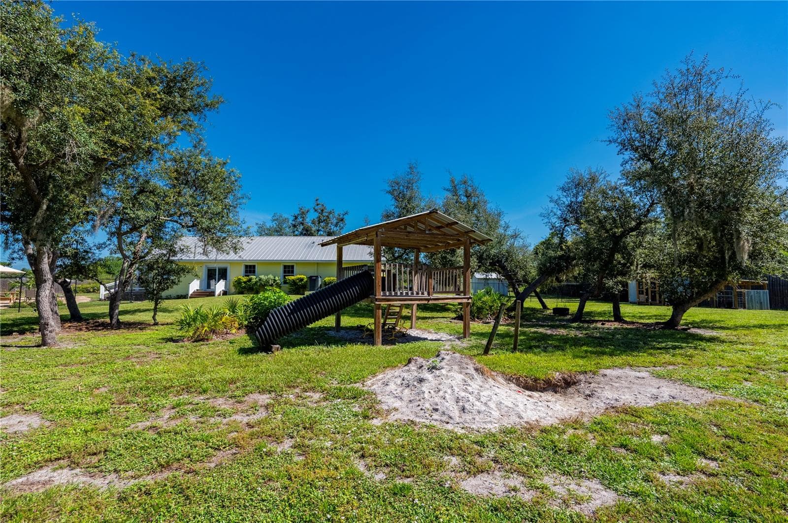 Single Family Residence at 30941 TURKEY OAK RD, PUNTA GORDA, photo 52 of 66