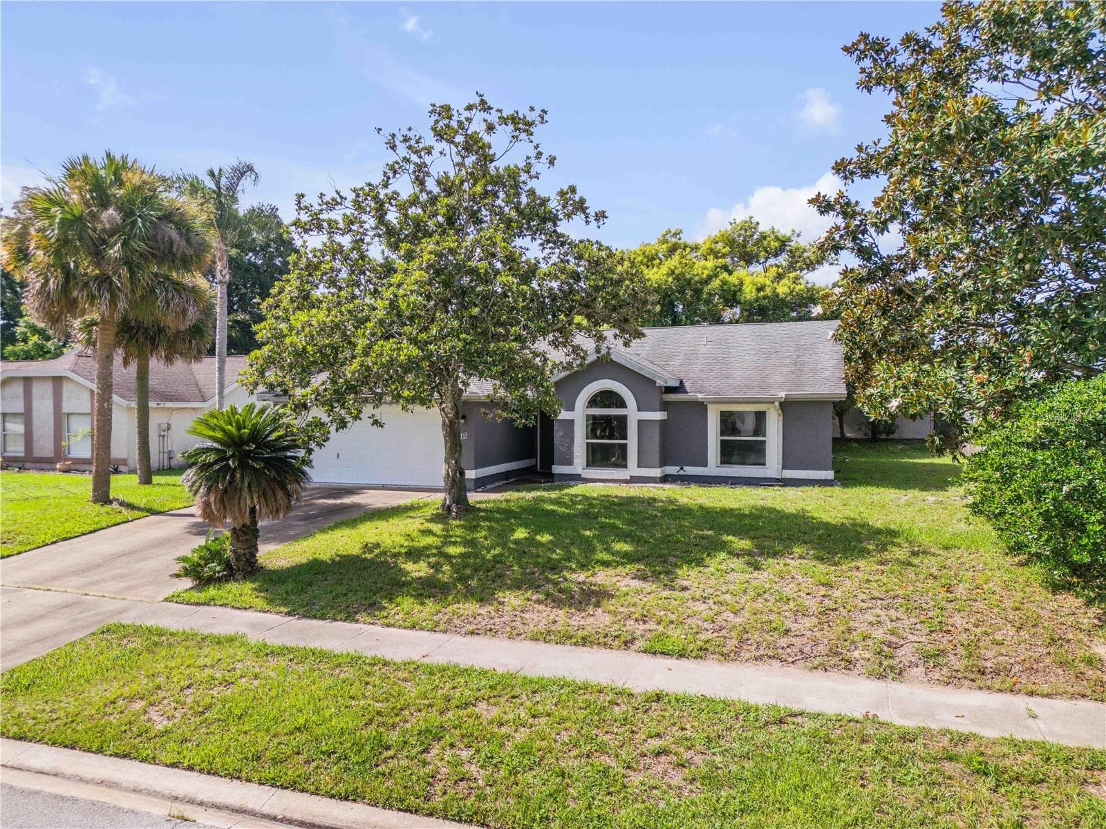 886 ANDKEN LN