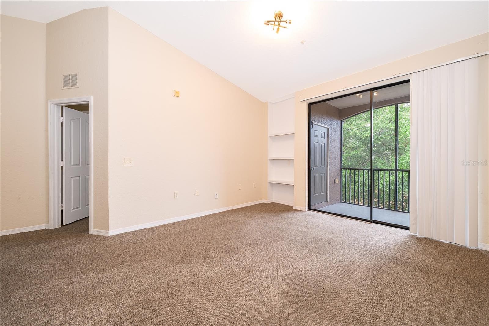 Condominium at 6141 METROWEST BLVD #305, ORLANDO, photo 12 of 20