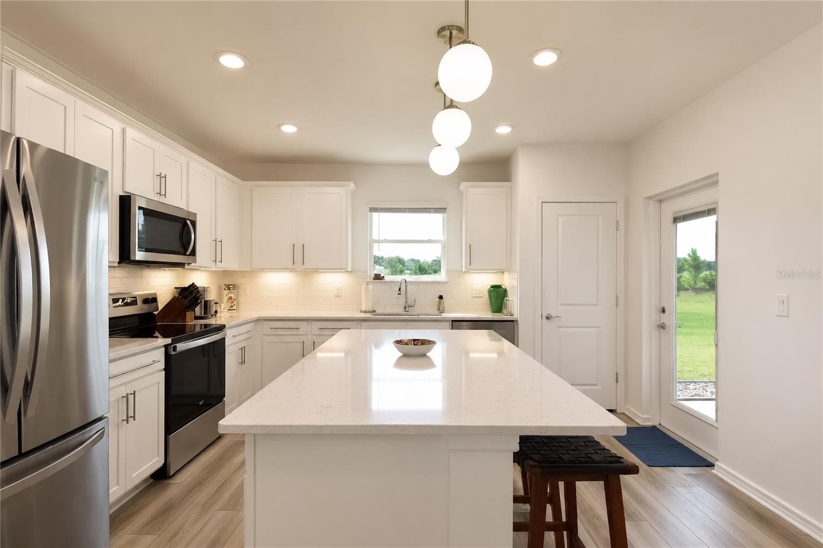 Kitchen - 5517 SW 85TH AVENUE RD, OCALA