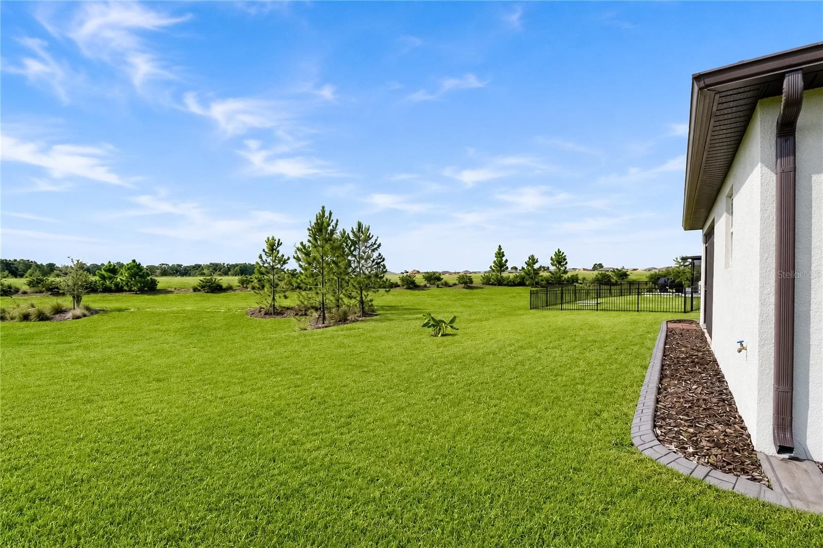 Private, over-sized lot - 5517 SW 85TH AVENUE RD, OCALA