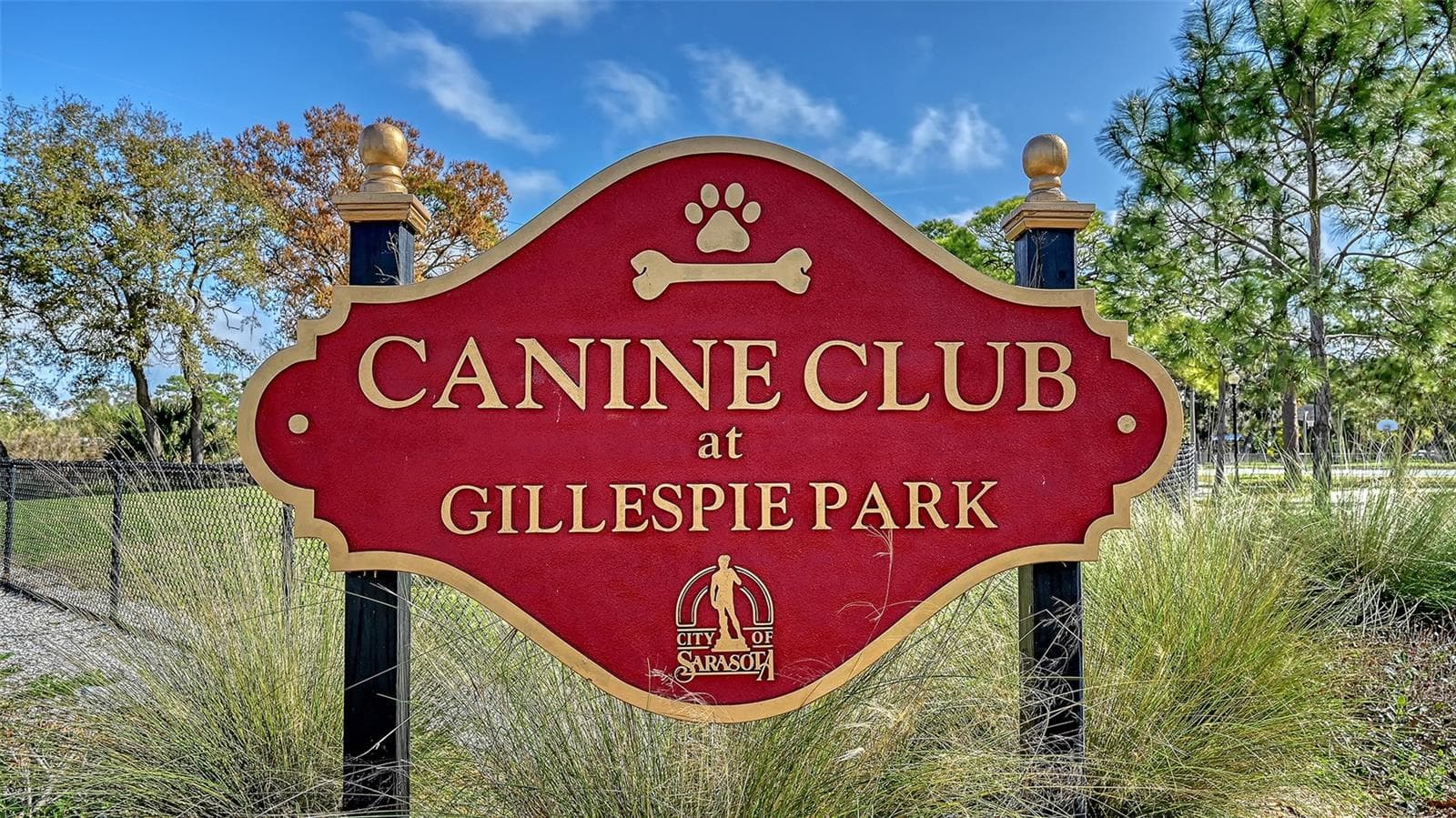 Bring your dogs to the leash free Canine Club park next to Gillespie Park. - 430 KUMQUAT CT #202, SARASOTA