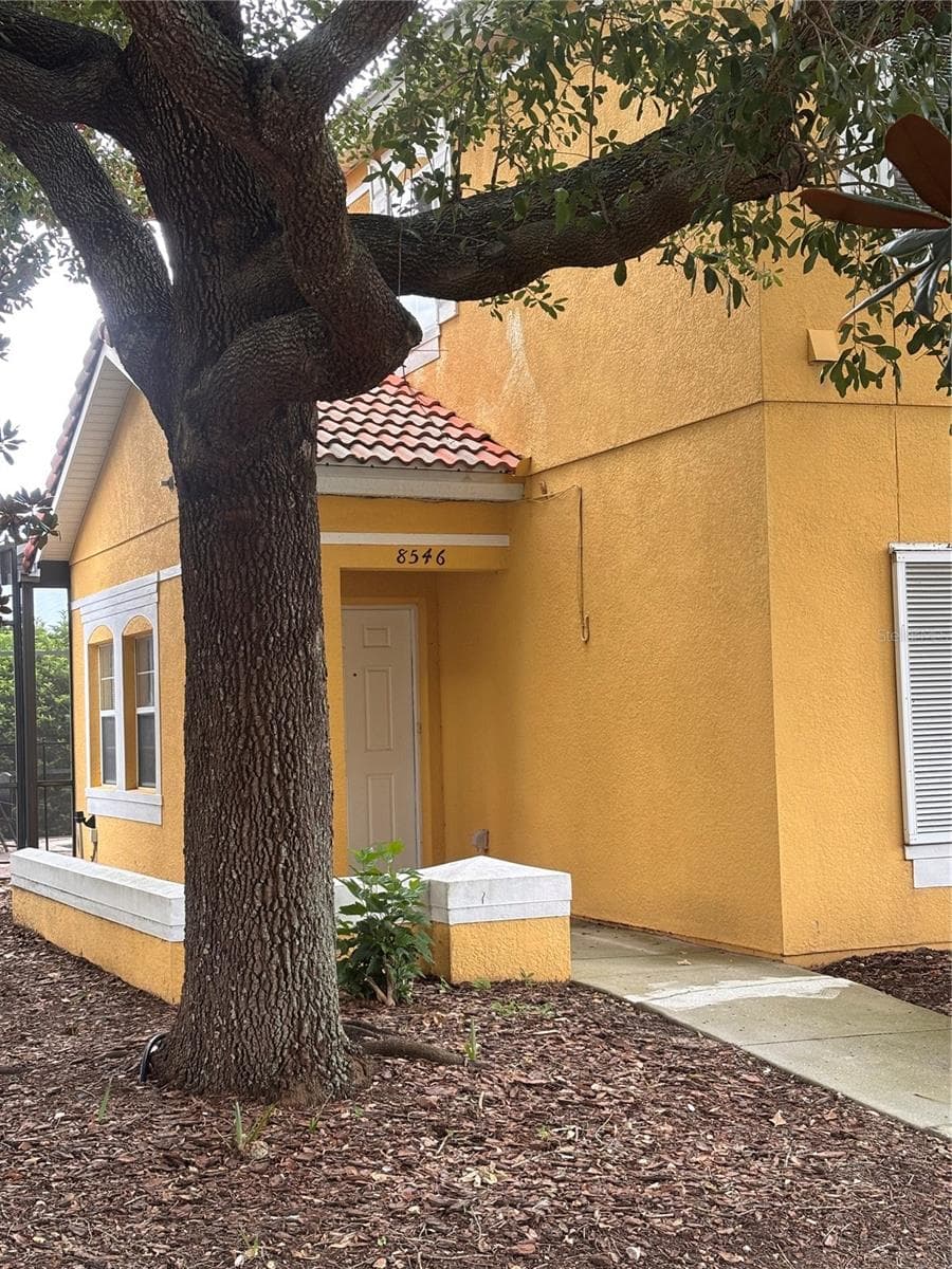 Townhouse at 8546 BAY LILLY LOOP, KISSIMMEE, photo 2 of 28