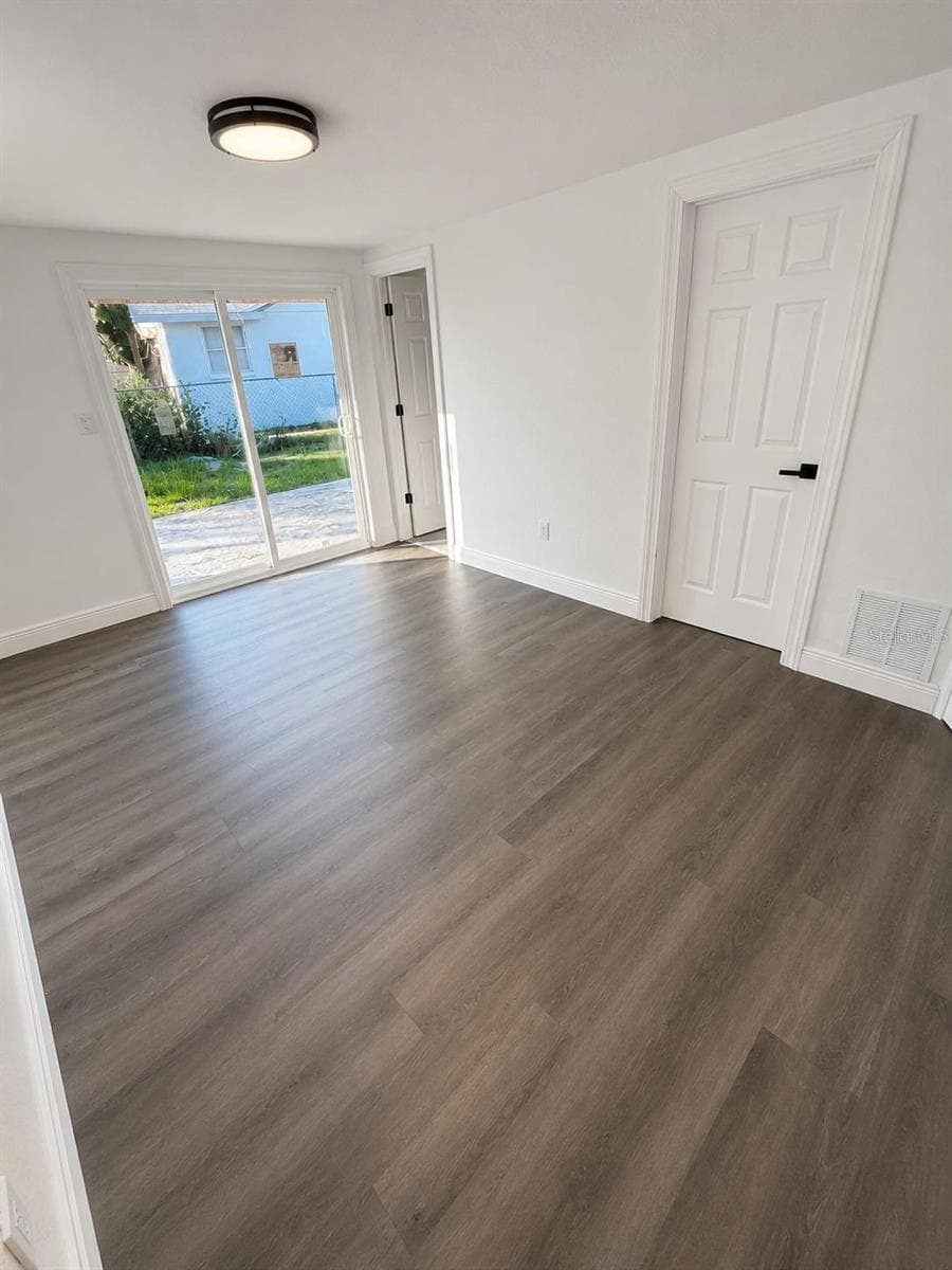 Single Family Residence at 7035 PALISADE DR, PORT RICHEY, photo 8 of 19