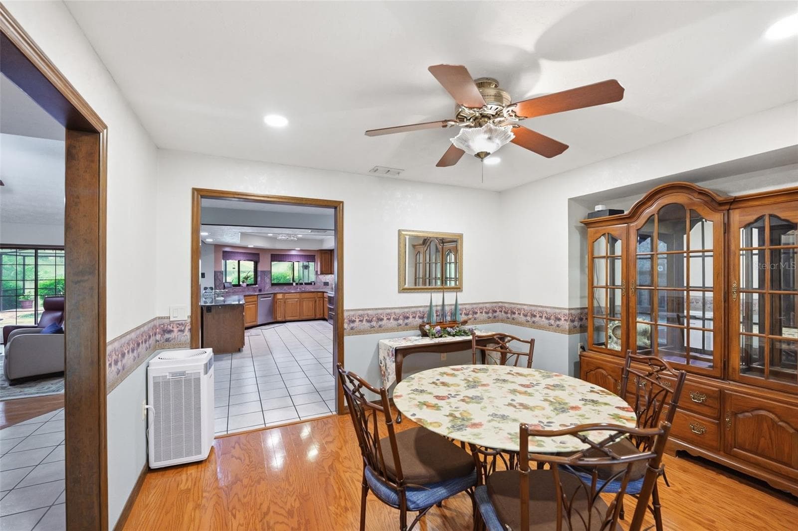 Single Family Residence at 411 SUMMIT CHASE DR, VALRICO, photo 10 of 58