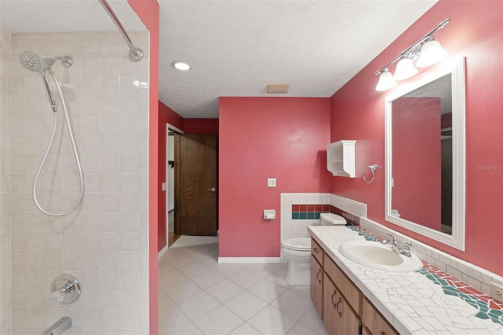 Single Family Residence at 411 SUMMIT CHASE DR, VALRICO, photo 31 of 58