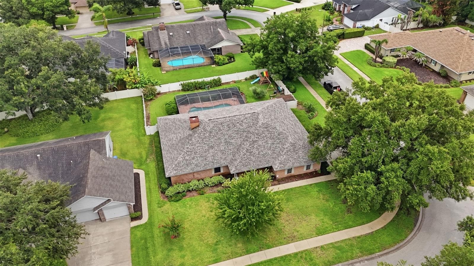 Single Family Residence at 411 SUMMIT CHASE DR, VALRICO, photo 56 of 58