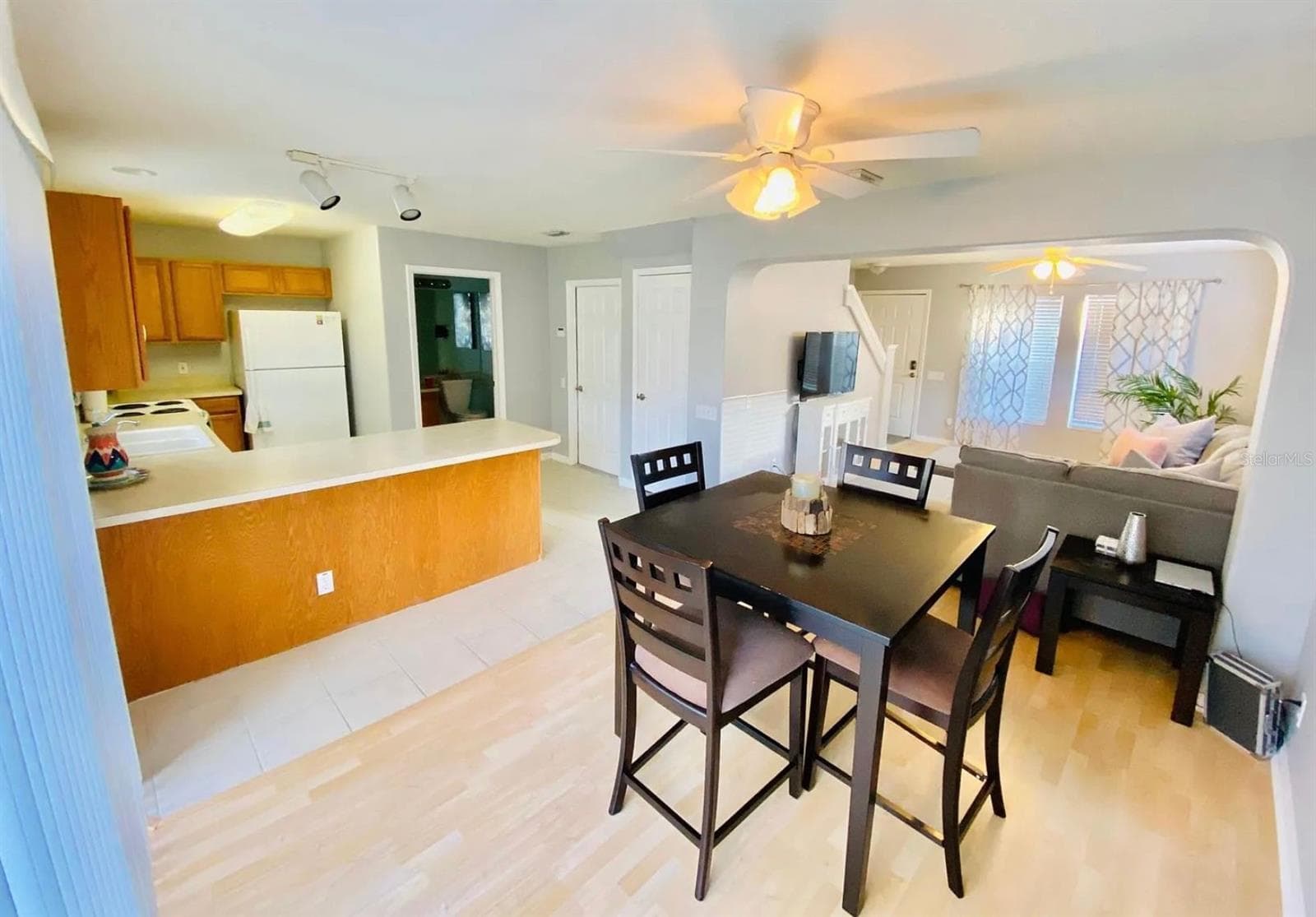 Townhouse at 8013 BOONE DR, LARGO, photo 8 of 21
