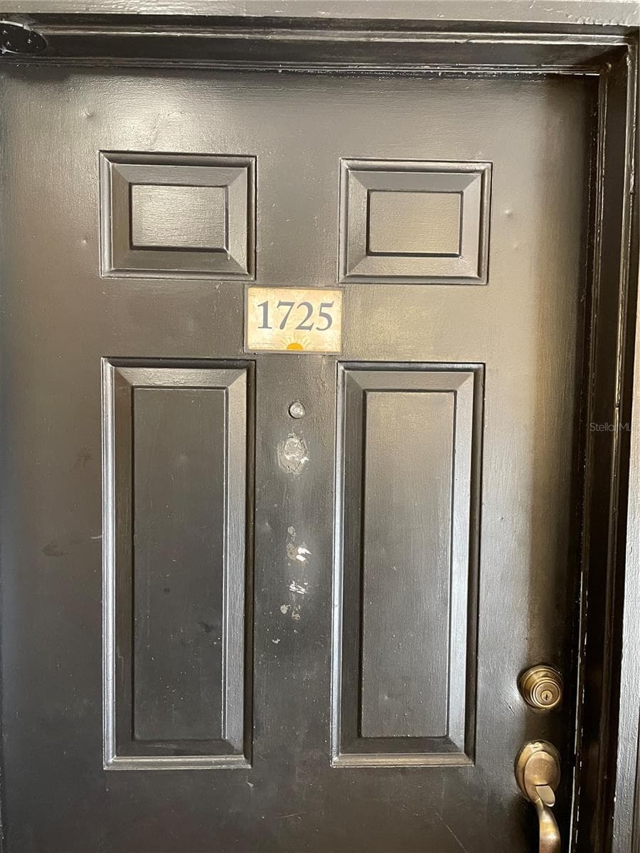 Condominium at 4512 COMMANDER DR #1725, ORLANDO, photo 2 of 14