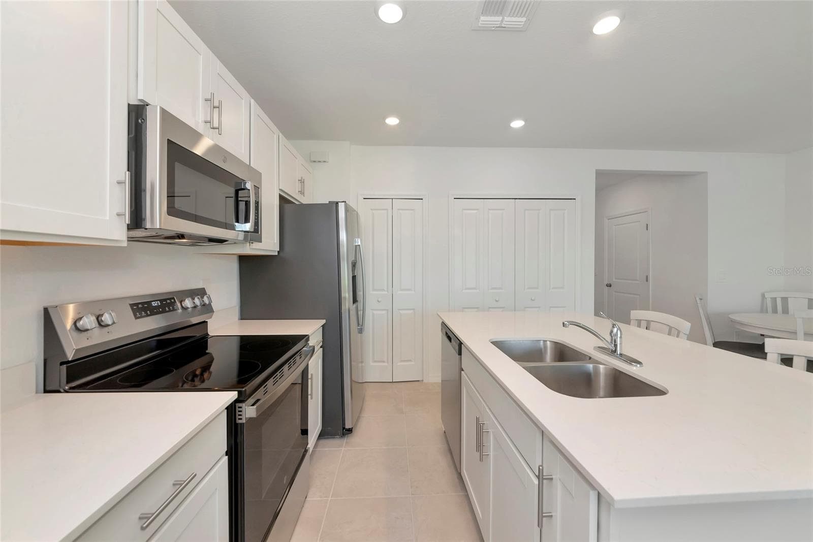 Townhouse at 14251 LILAC SKY TER, BRADENTON, photo 10 of 36