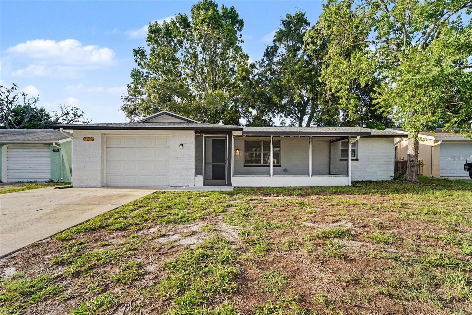7207 SANDALWOOD DR