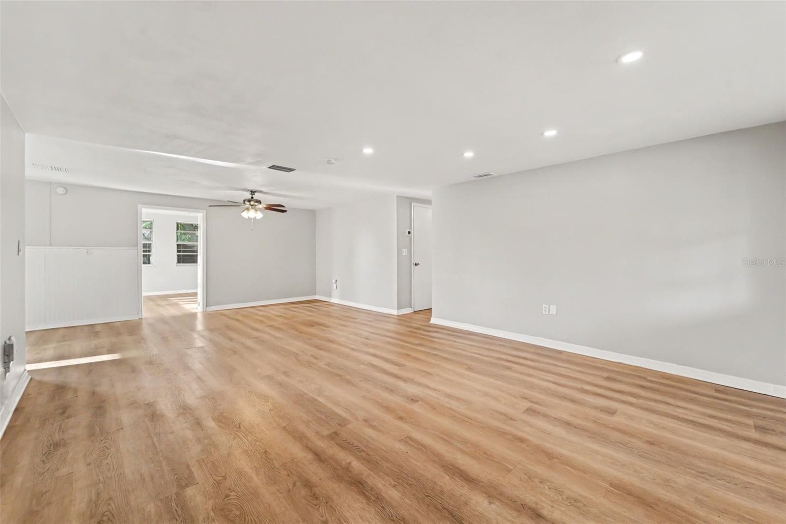 Single Family Residence at 7207 SANDALWOOD DR, PORT RICHEY, photo 5 of 19