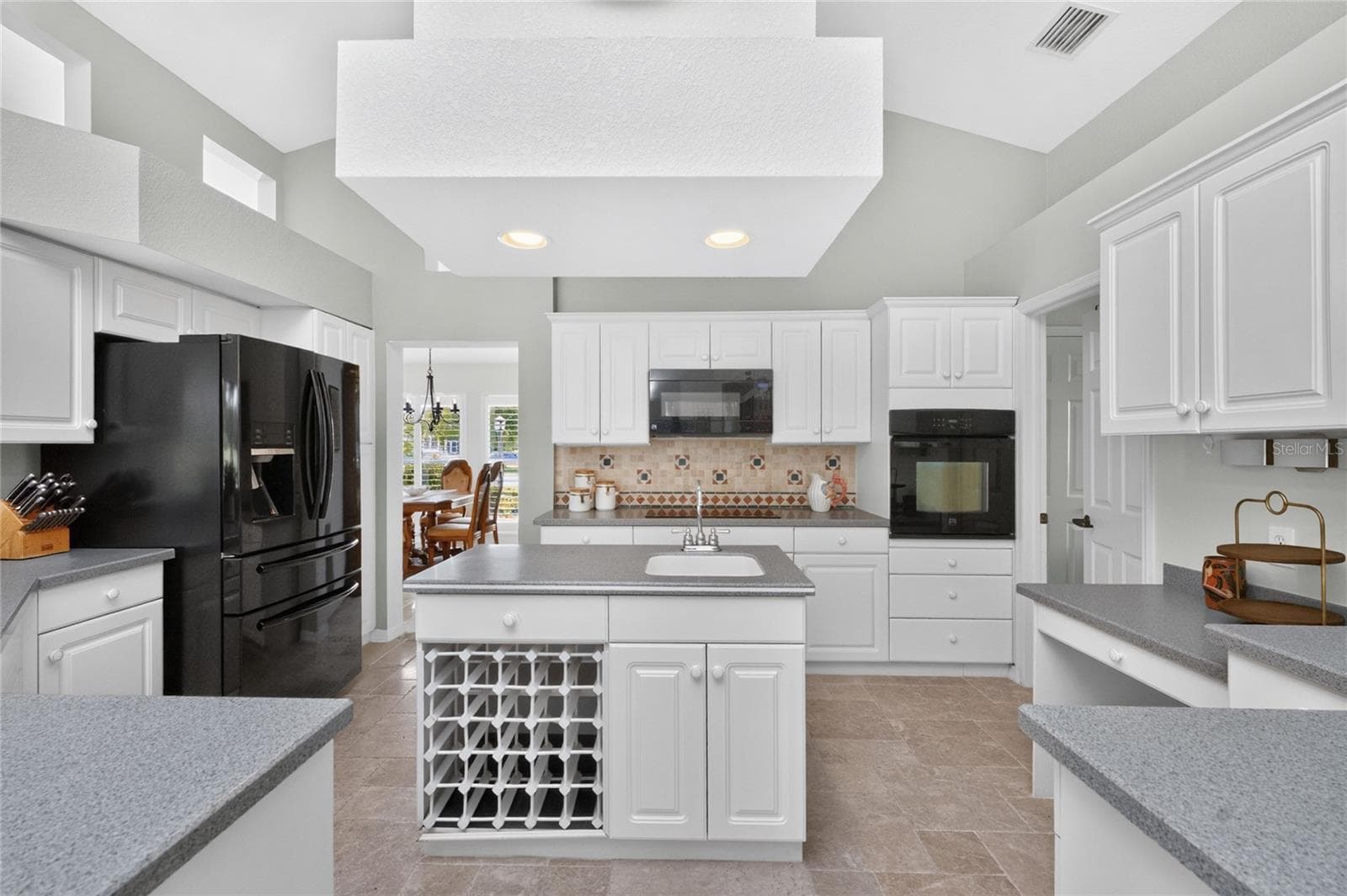 Single Family Residence at 6011 KEY LARGO CIR, PUNTA GORDA, photo 19 of 65