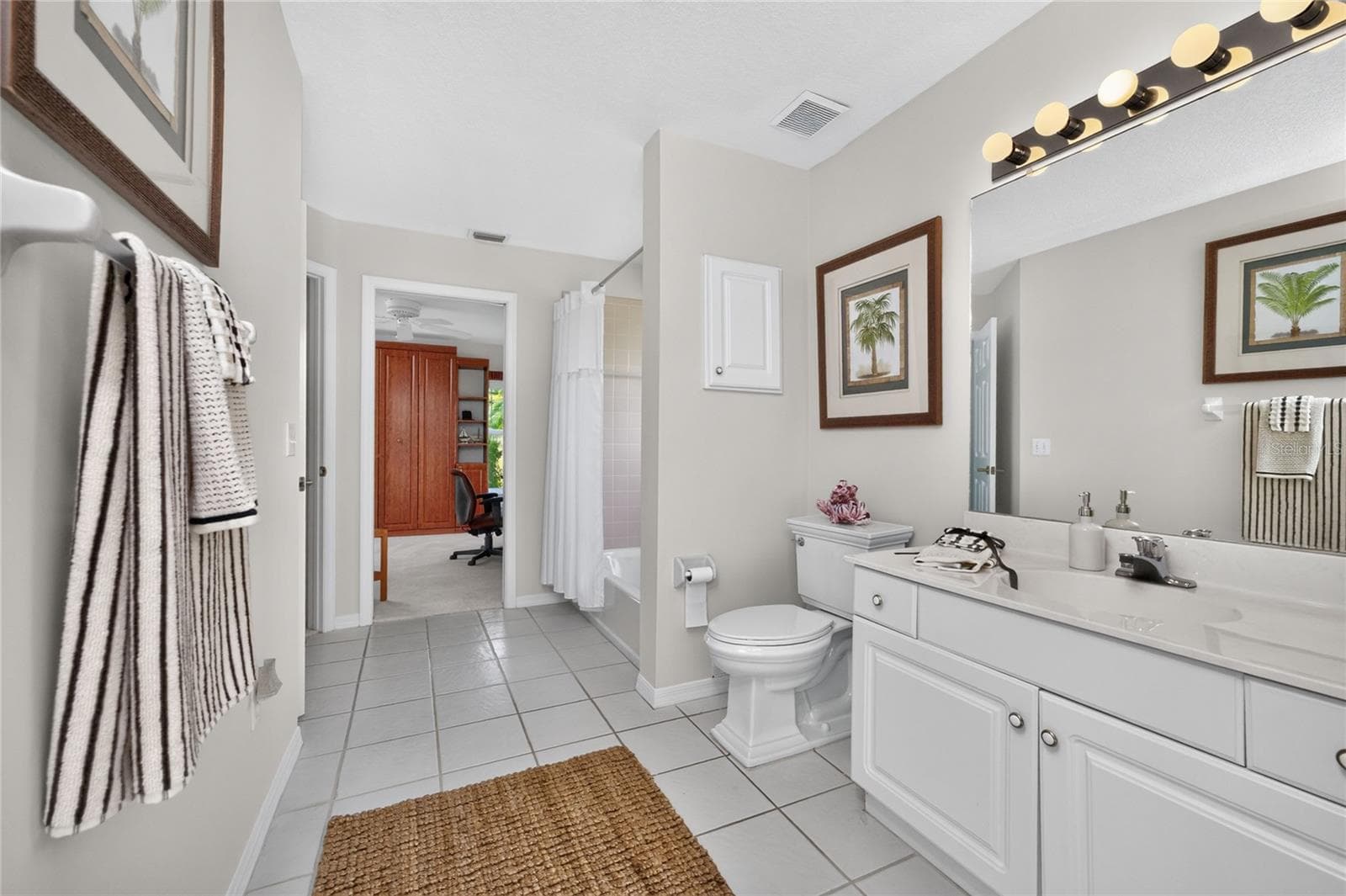 Single Family Residence at 6011 KEY LARGO CIR, PUNTA GORDA, photo 27 of 65