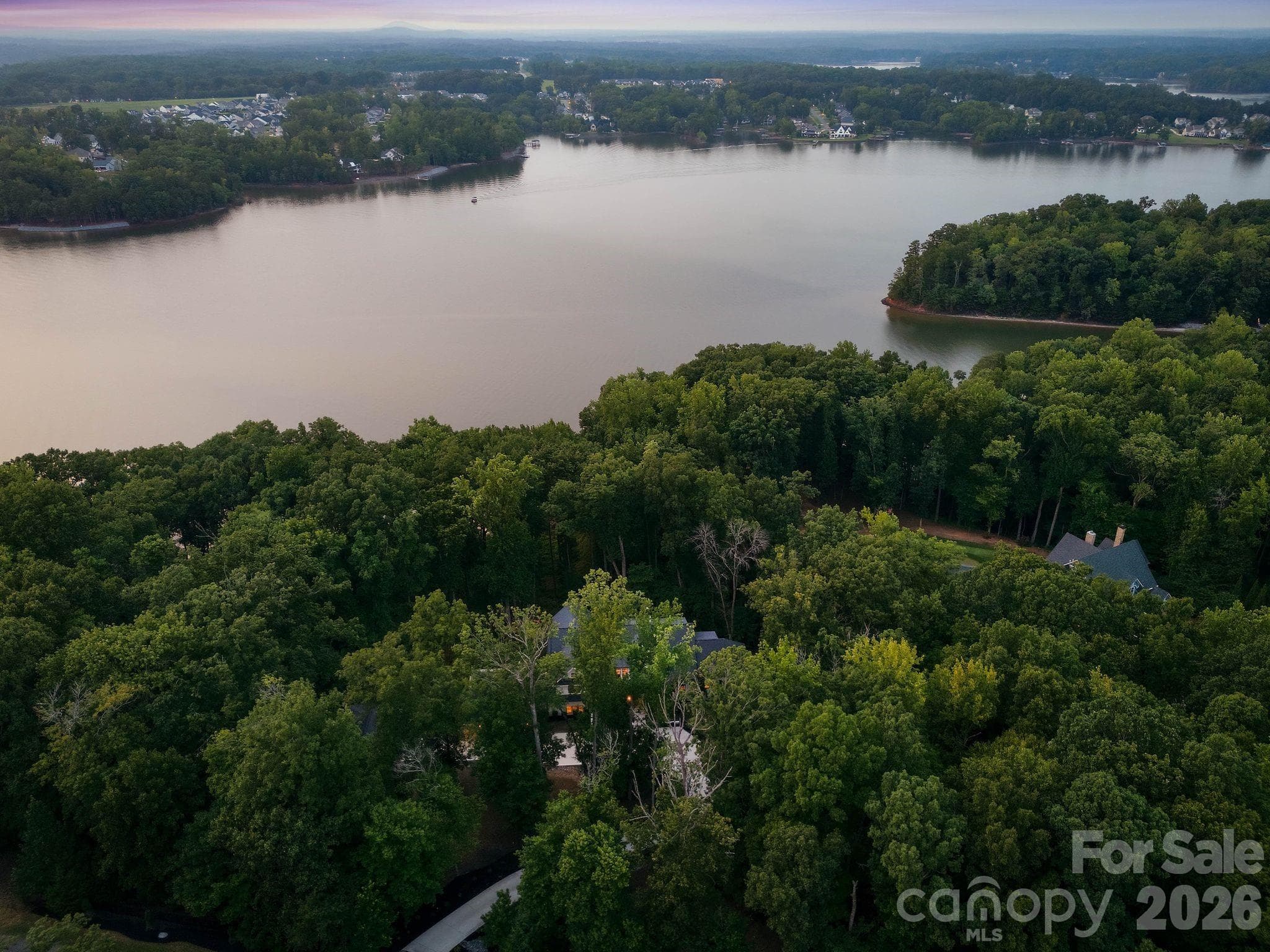 Single Family Residence at 13702 Sage Thrasher Lane, Charlotte, photo 10 of 47