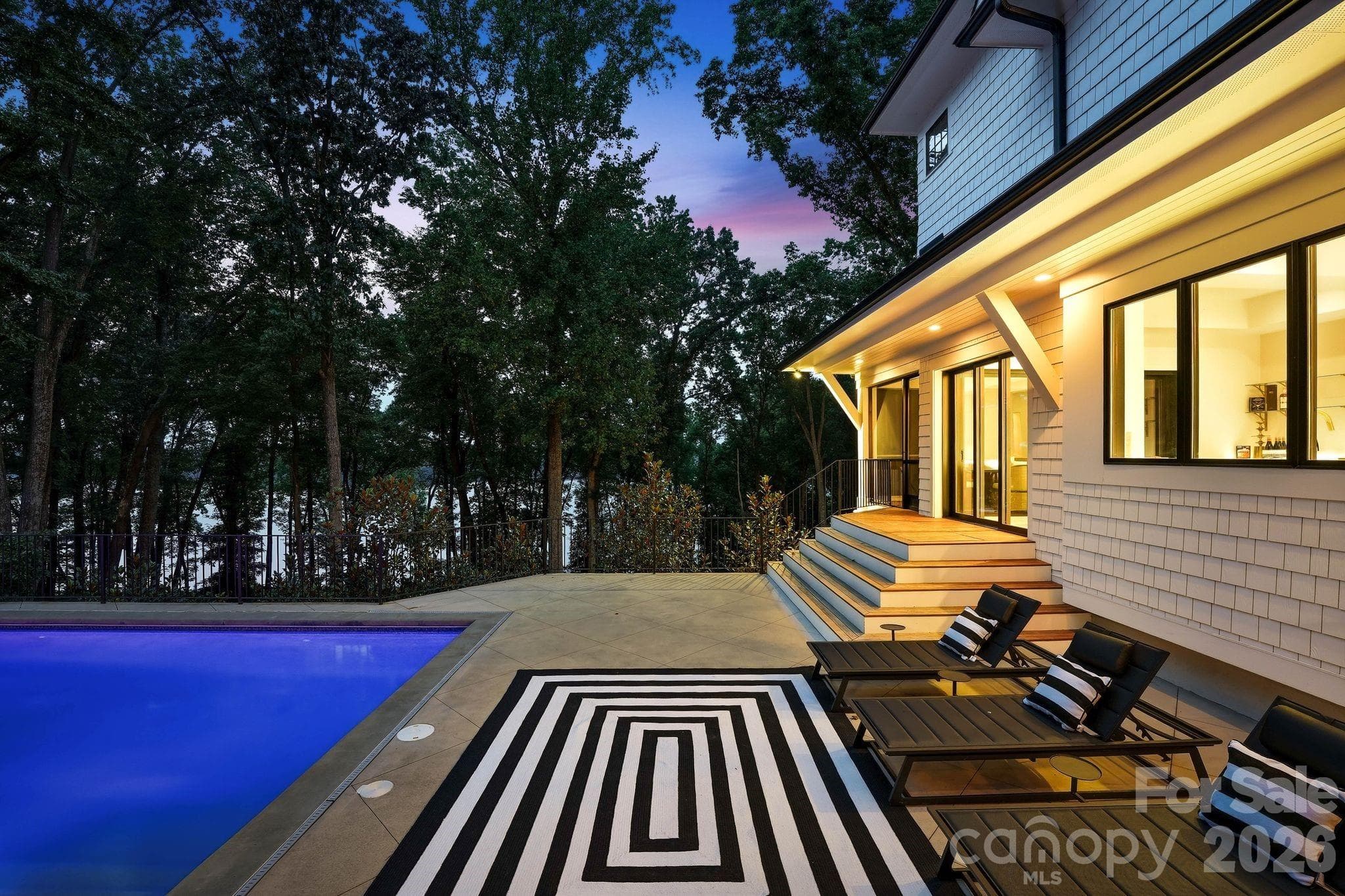 Single Family Residence at 13702 Sage Thrasher Lane, Charlotte, photo 15 of 47