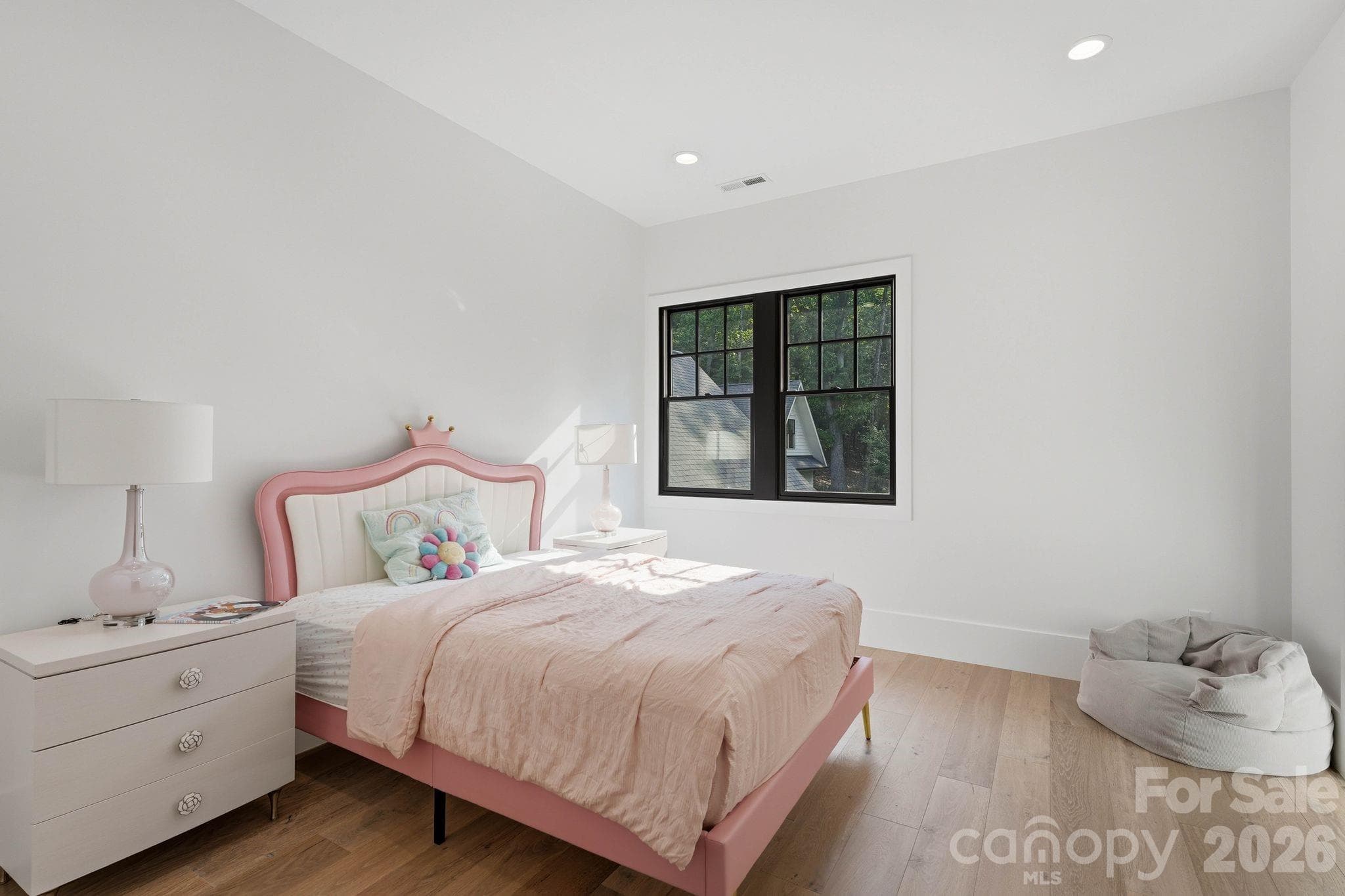 Generously sized secondary bedrooms - 13702 Sage Thrasher Lane, Charlotte