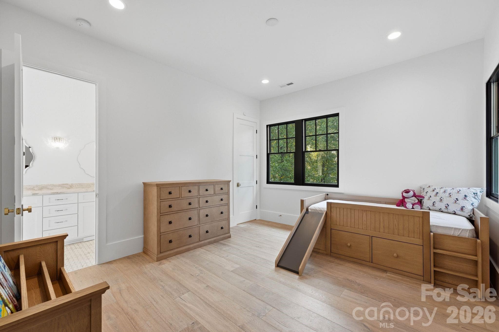 Single Family Residence at 13702 Sage Thrasher Lane, Charlotte, photo 34 of 47