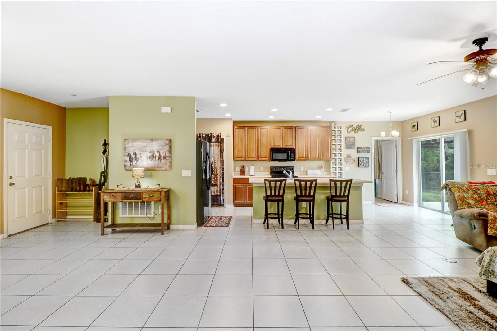 Single Family Residence at 12152 LANDFAIR ST, SPRING HILL, photo 5 of 38