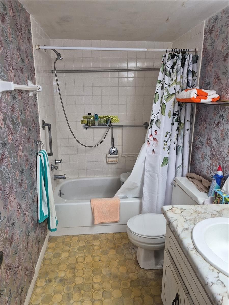 Condominium at 970 VIRGINIA ST #103, DUNEDIN, photo 10 of 25