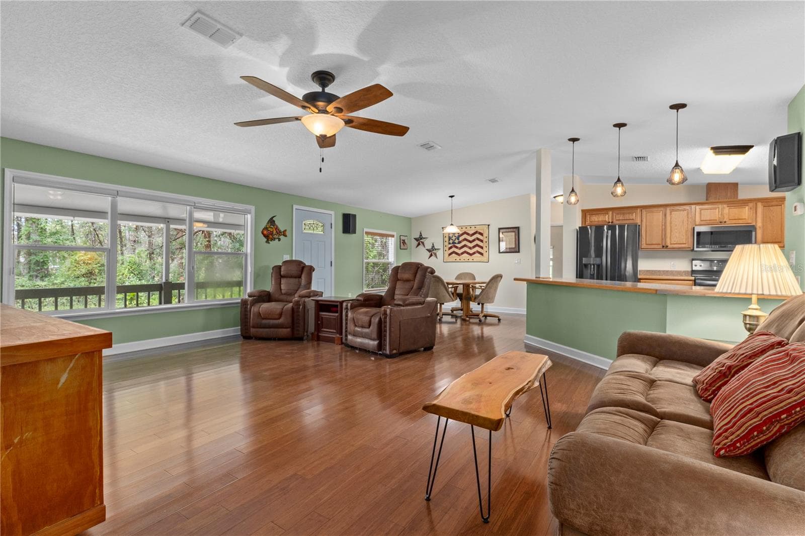 Manufactured Home at 11720 W NORTH PL, HOMOSASSA, photo 11 of 59