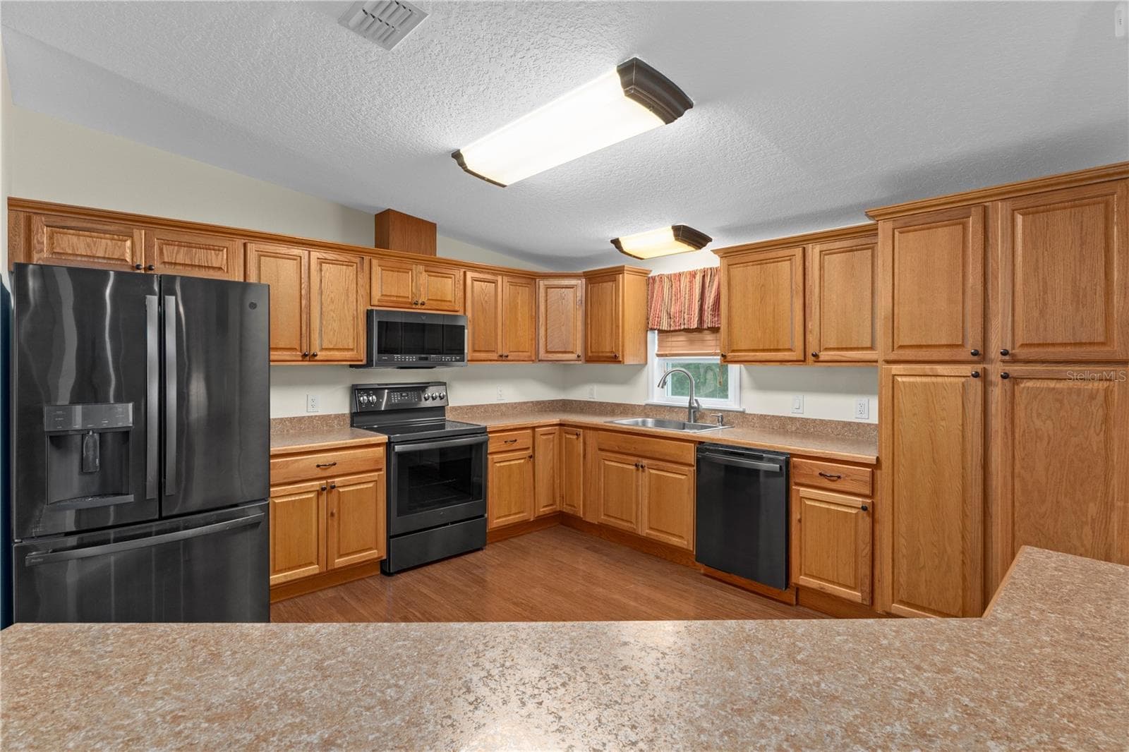 Manufactured Home at 11720 W NORTH PL, HOMOSASSA, photo 13 of 59