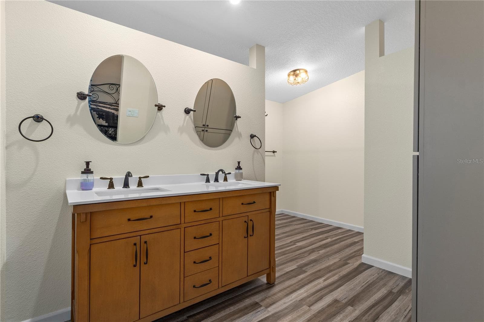 Manufactured Home at 11720 W NORTH PL, HOMOSASSA, photo 19 of 59