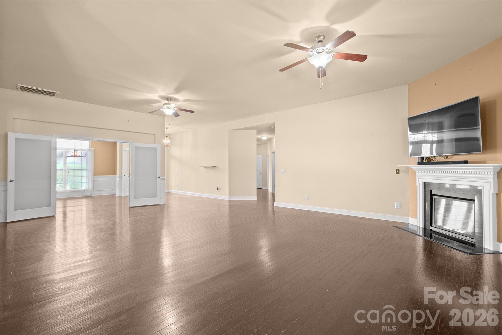 living room - 589 Shepherd Road, Troutman