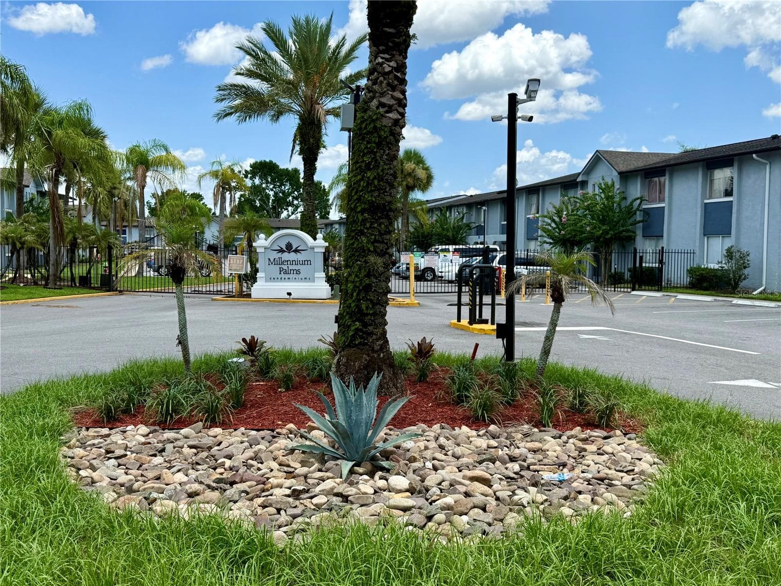 Outside the community - 4805 S TEXAS AVE #4805C, ORLANDO