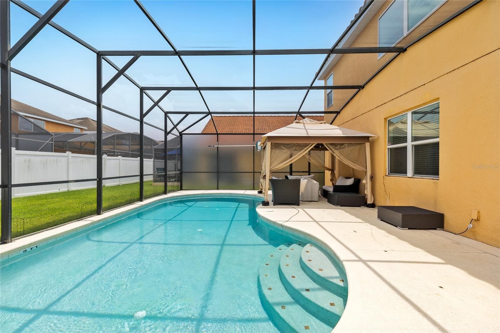 Screened Pool With Privacy Screens! - 2501 DHARMA CIR, KISSIMMEE