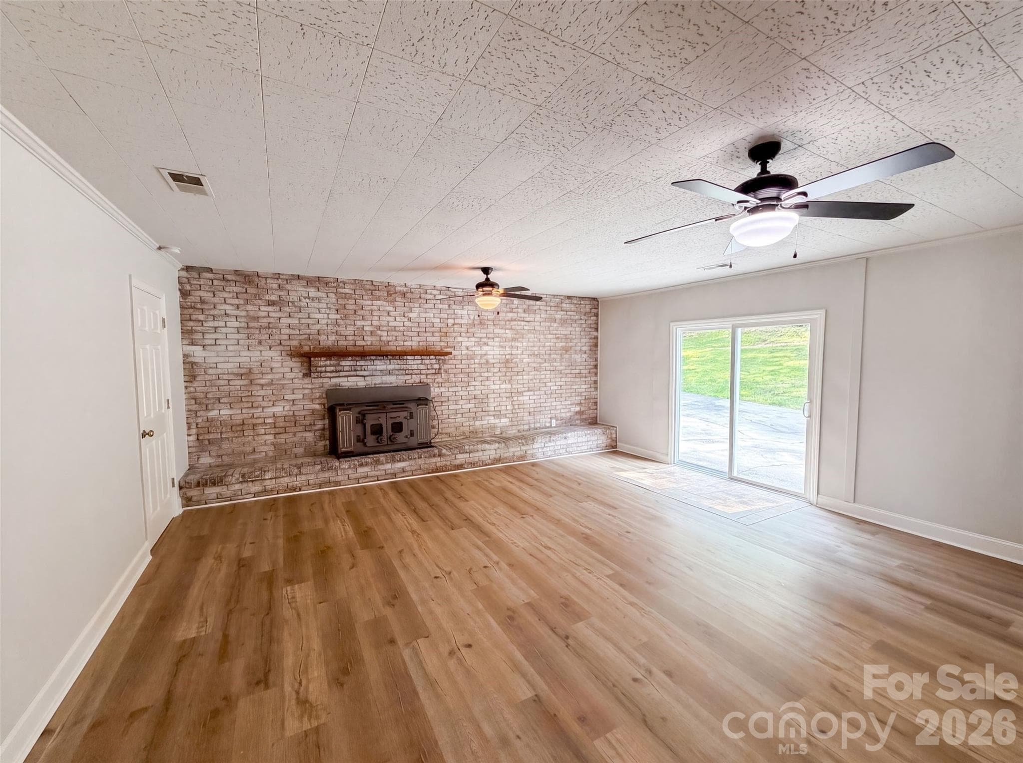 Single Family Residence at 529 Timberlane Drive, Mount Holly, photo 3 of 16