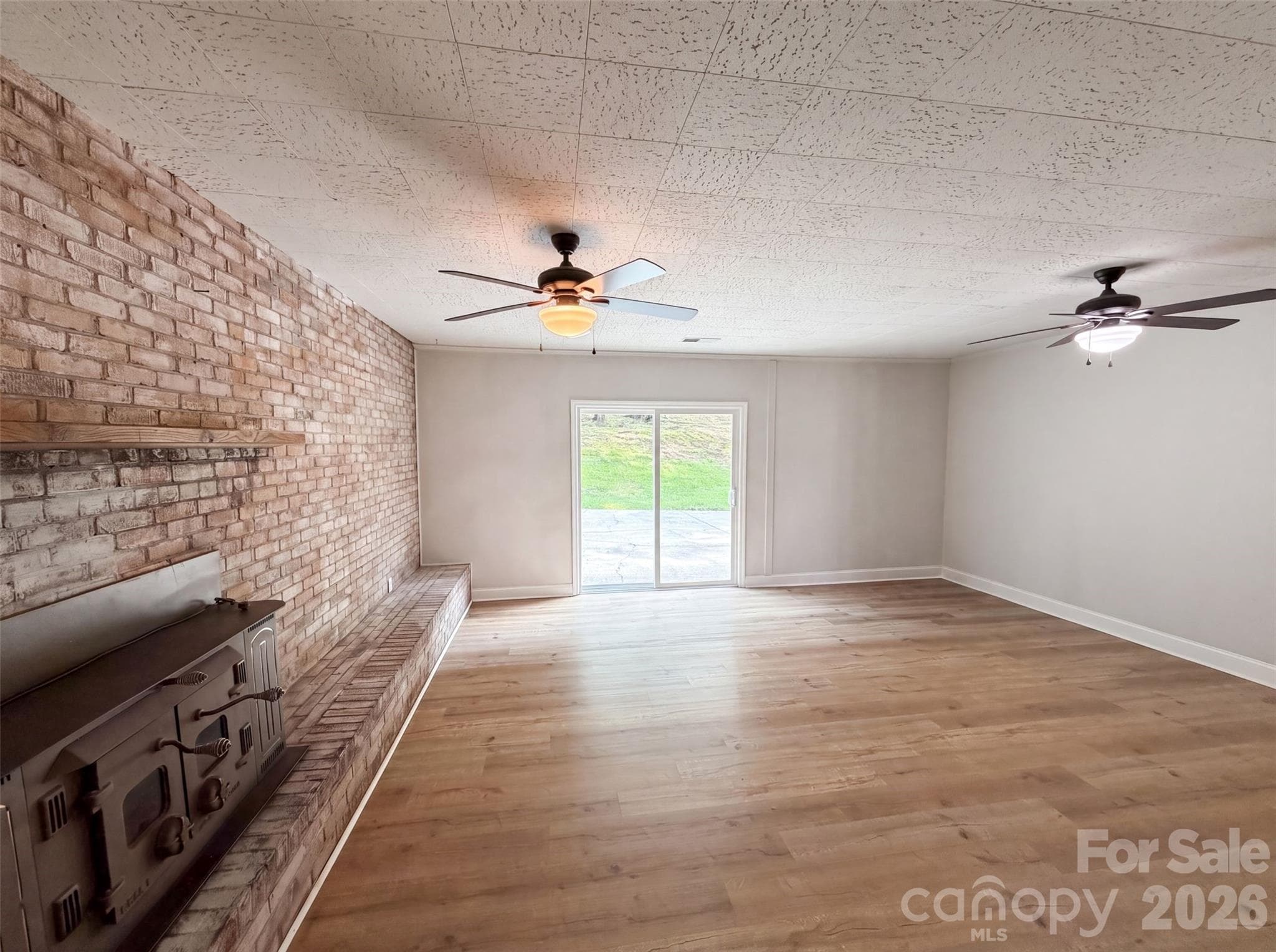 Single Family Residence at 529 Timberlane Drive, Mount Holly, photo 6 of 16