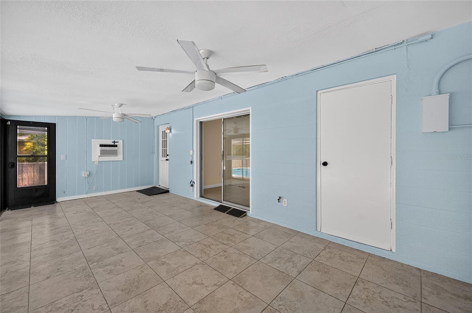 Single Family Residence at 8158 AGRESS AVE, NORTH PORT, photo 12 of 67
